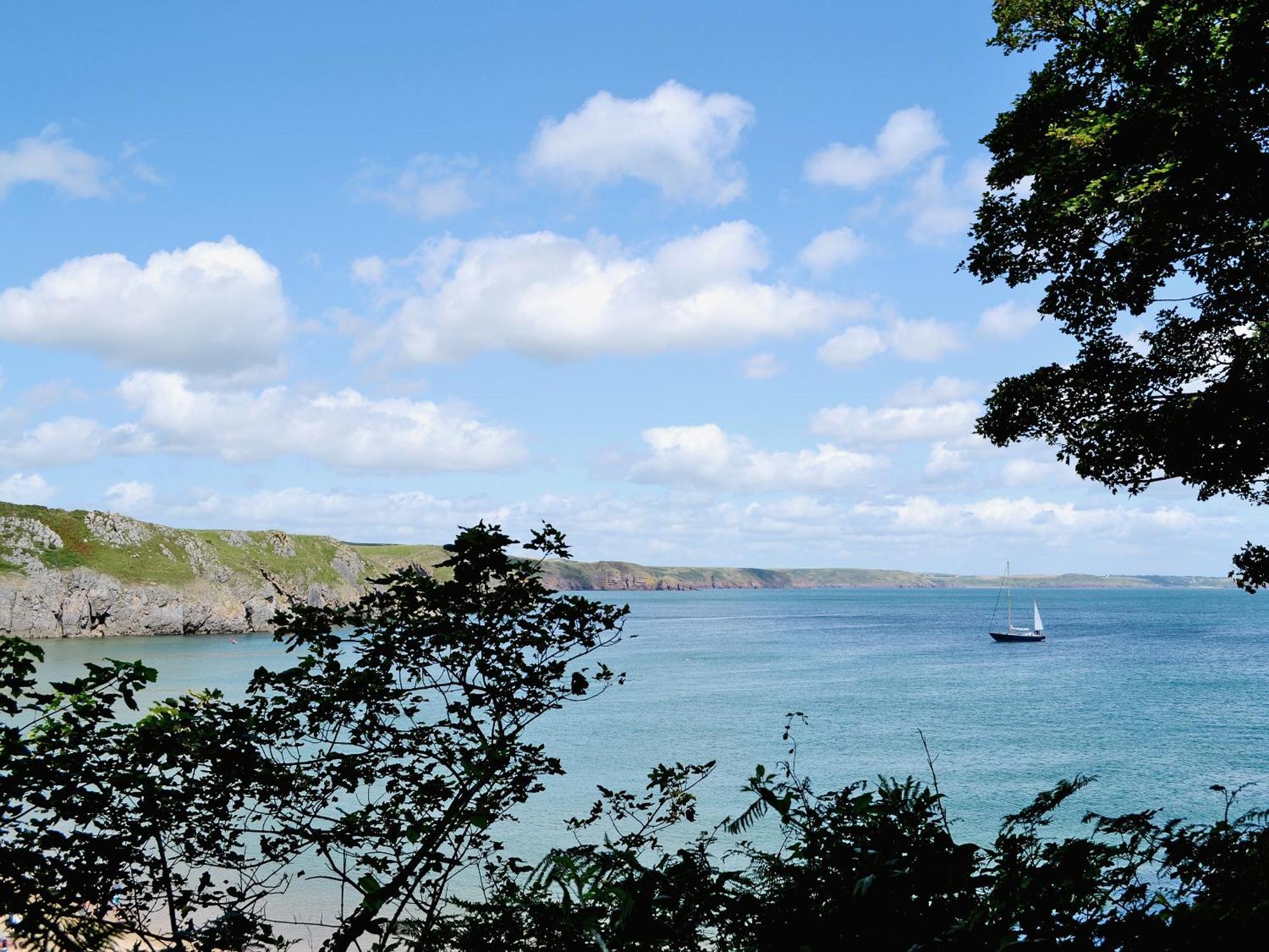 Oswald Lodge Llanon Bagian luar foto